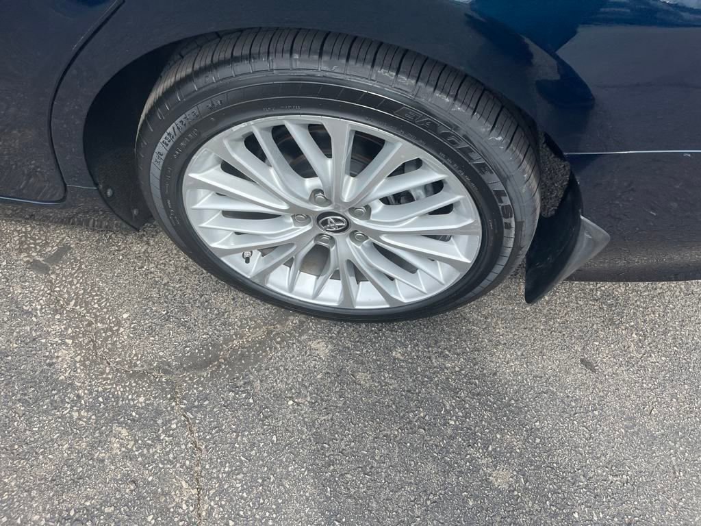 2019 Toyota Camry LE photo 25