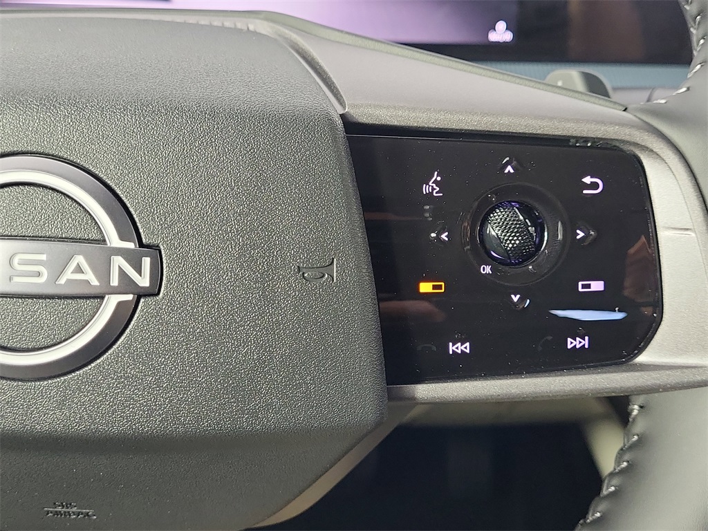 2025 Nissan Murano SL photo 18