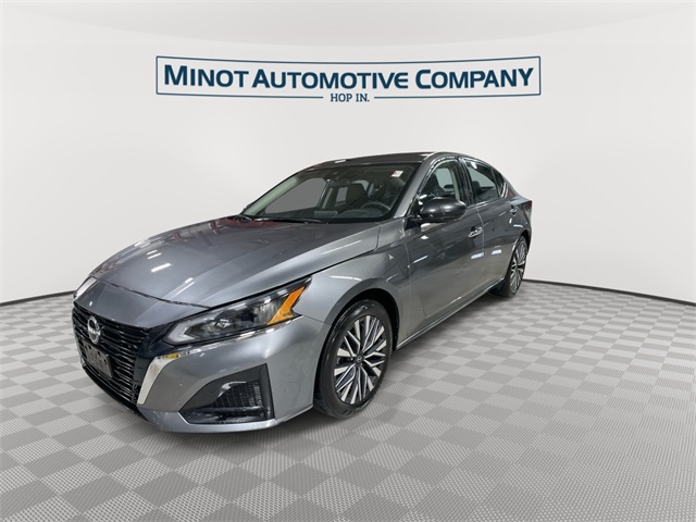 2024 Nissan Altima 2.5 SV photo 4