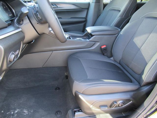 2025 Jeep Grand Cherokee Laredo photo 16