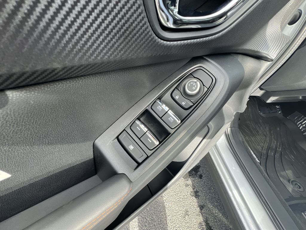 2025 Subaru Crosstrek Limited photo 22