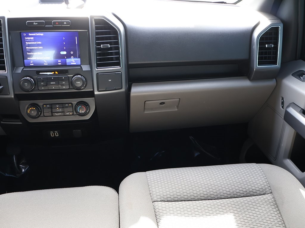 2020 Ford F-150 XLT photo 32