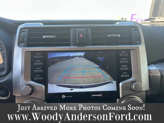 2021 Toyota 4Runner SR5 photo 12