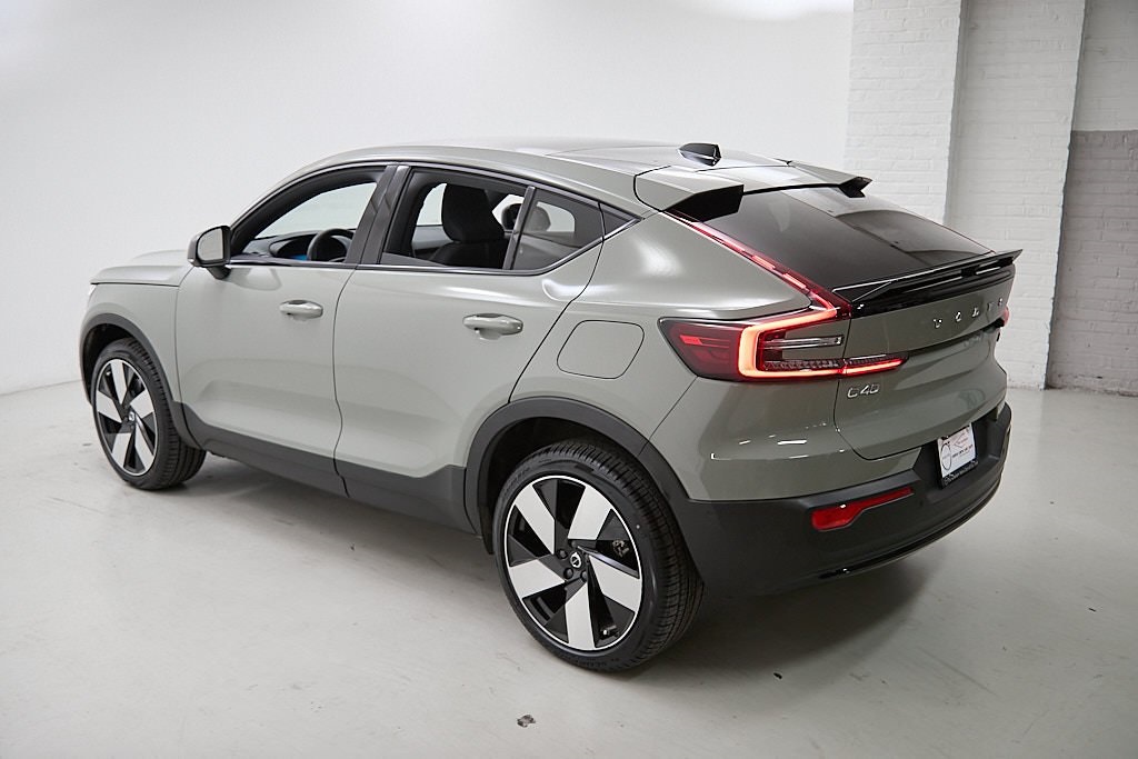 2023 VOLVO C40 - Image 6