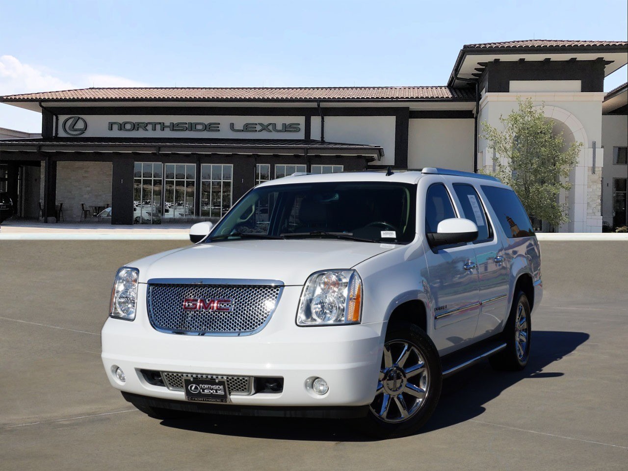 2012 GMC Yukon XL Denali's photo