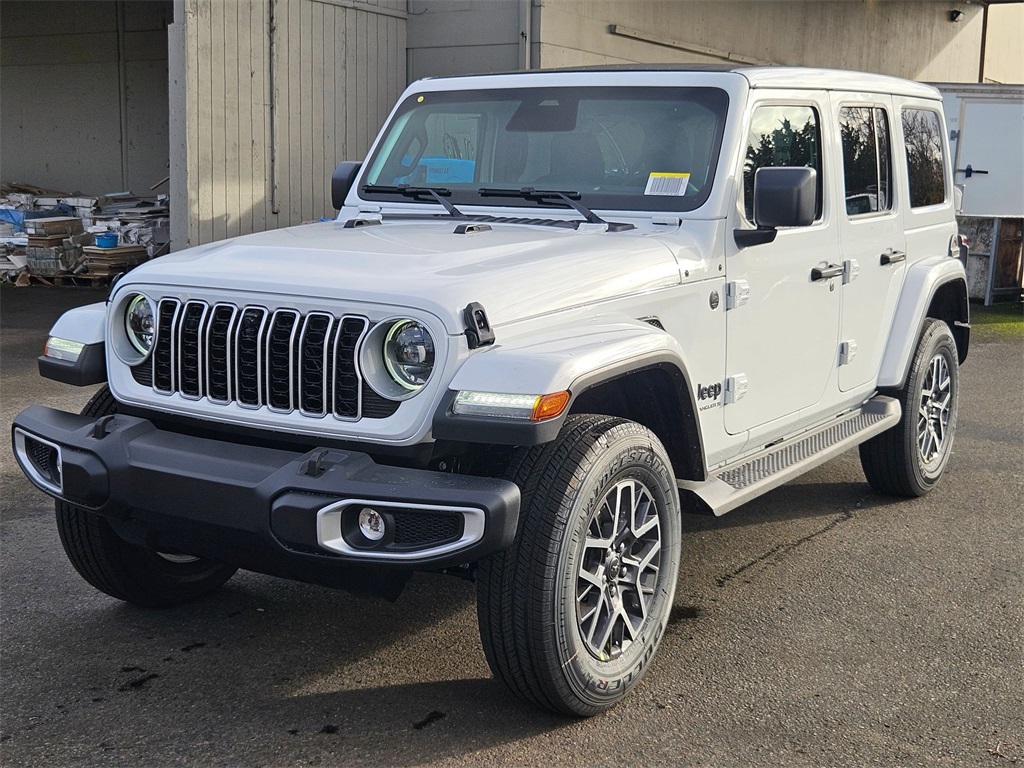 2026 Jeep Wrangler Sahara photo 3