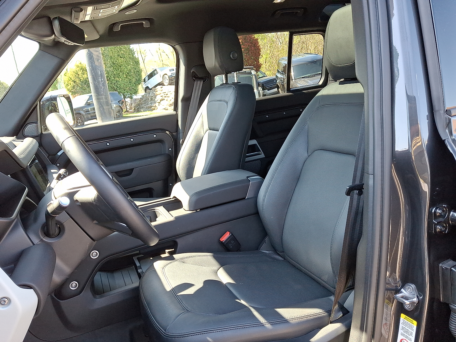 Image 3 of Certified Pre-Owned 2024 Defender 110 110 P400 S 4x4 Sport Utility