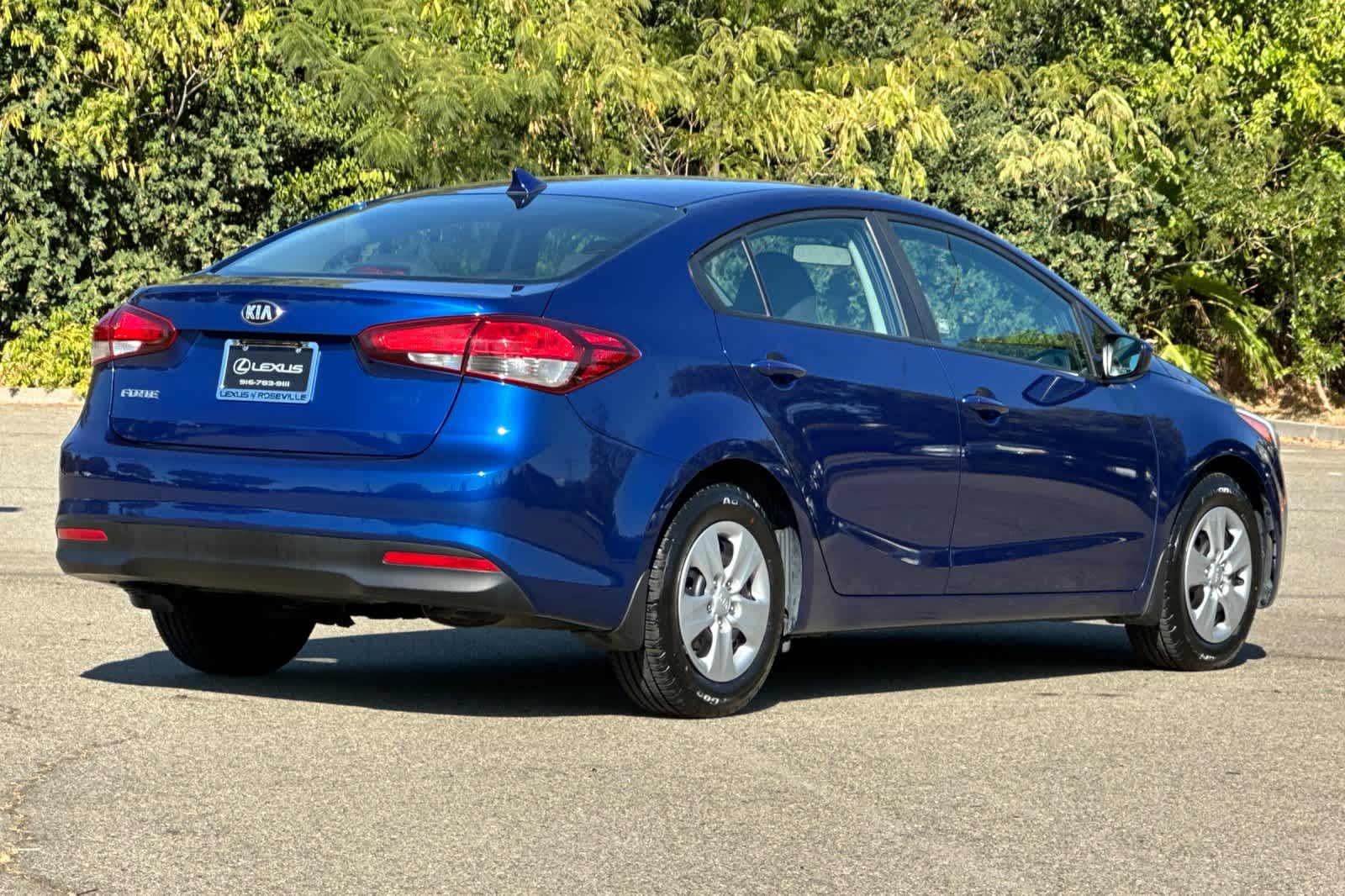 2018 Kia Forte LX Base photo 2