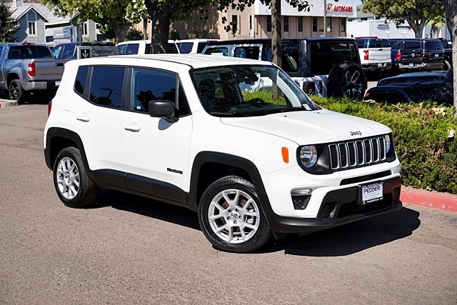 2023 Jeep Renegade Latitude Upland photo 2