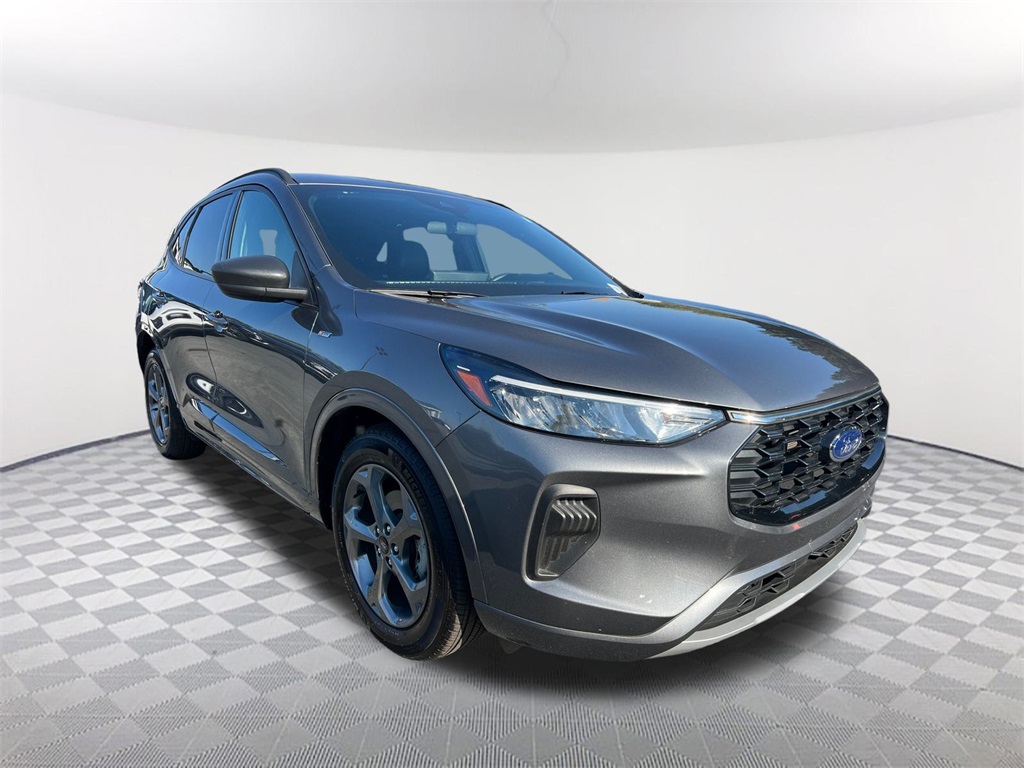 2024 Ford Escape ST-Line photo 3