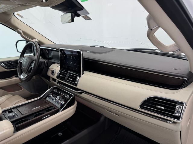 2019 Lincoln Navigator L Reserve photo 36