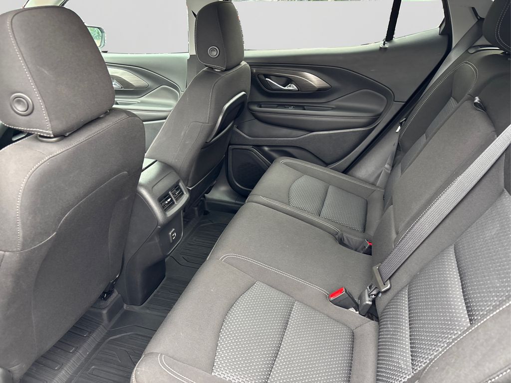 2022 Gmc Terrain SLE photo 10