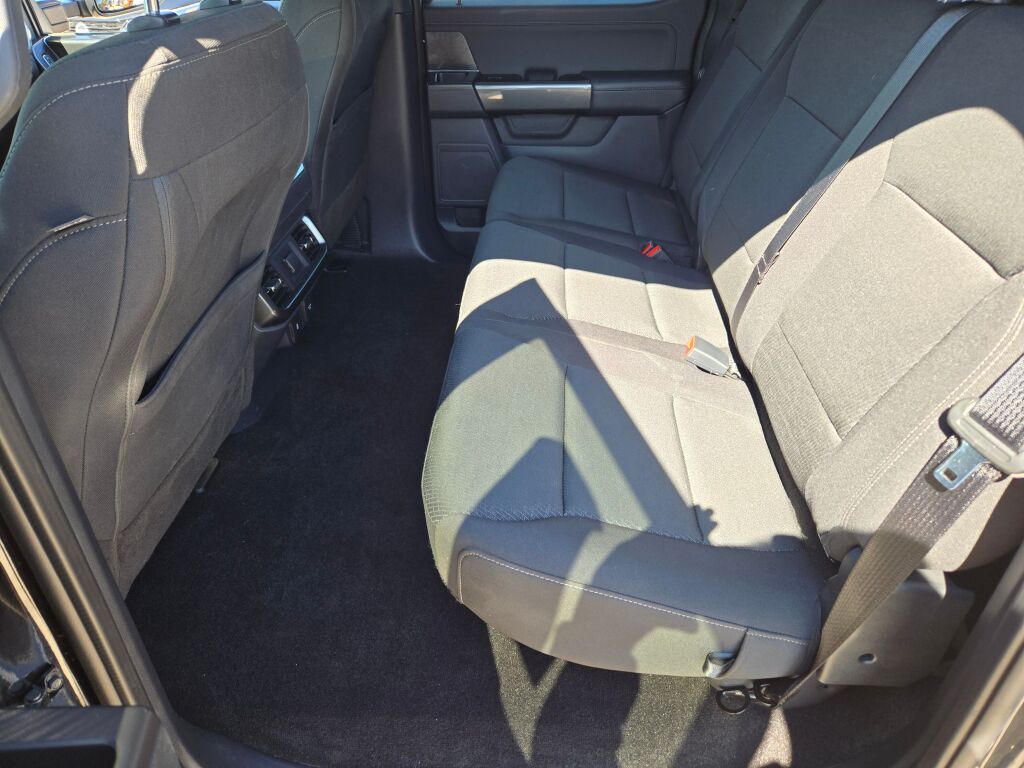 2022 Ford F-150 XLT photo 12