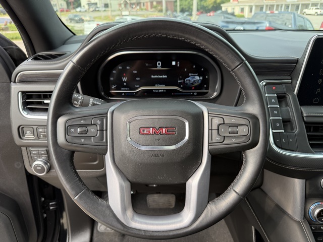 2023 Gmc Yukon SLT photo 13