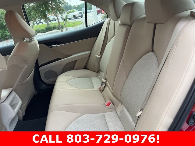 2018 Toyota Camry LE photo 12