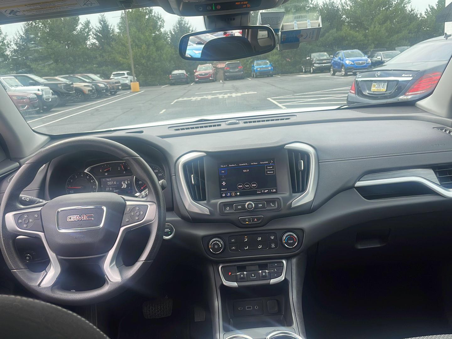 2024 Gmc Terrain SLE photo 10