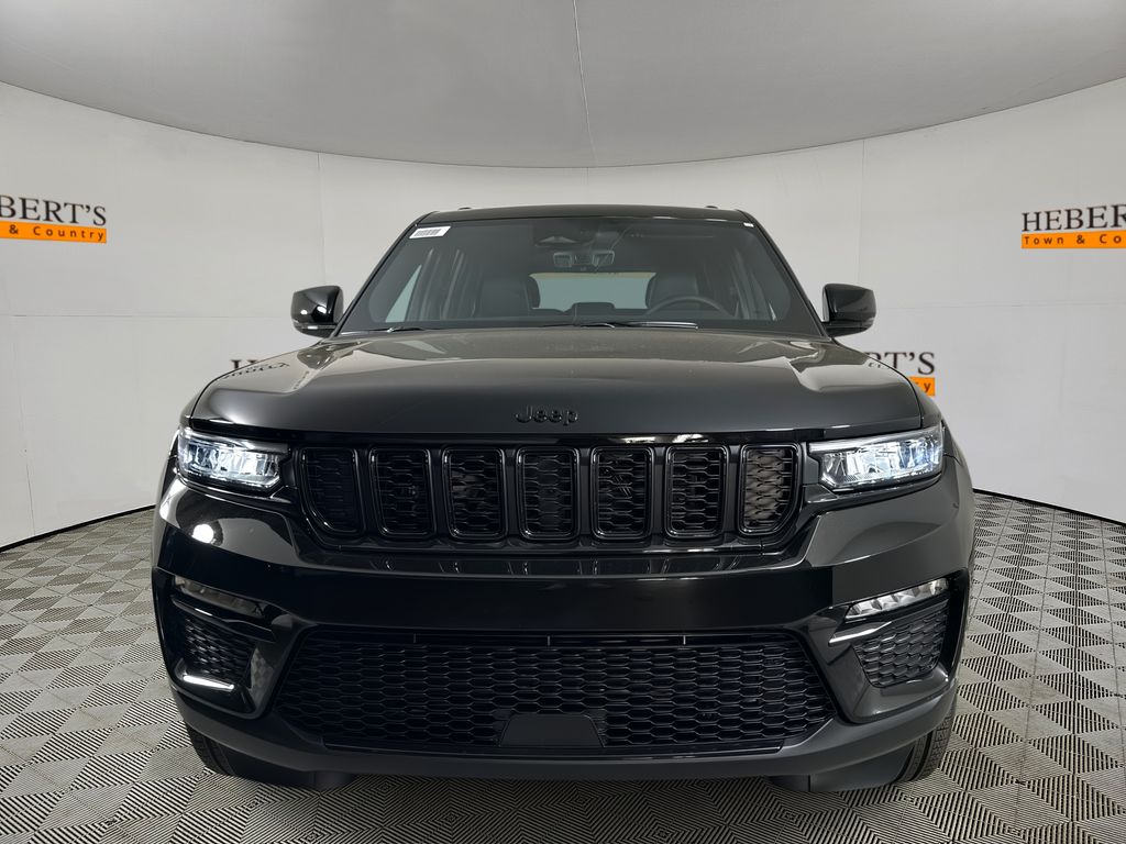 2025 Jeep Grand Cherokee Limited photo 2