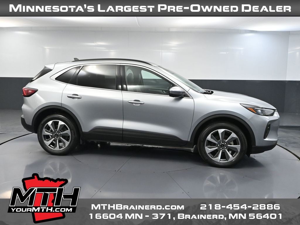 2024 Ford Escape Base's photo