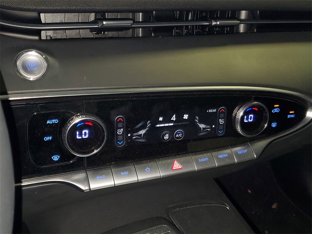 2023 Genesis GV70 2.5T photo 20