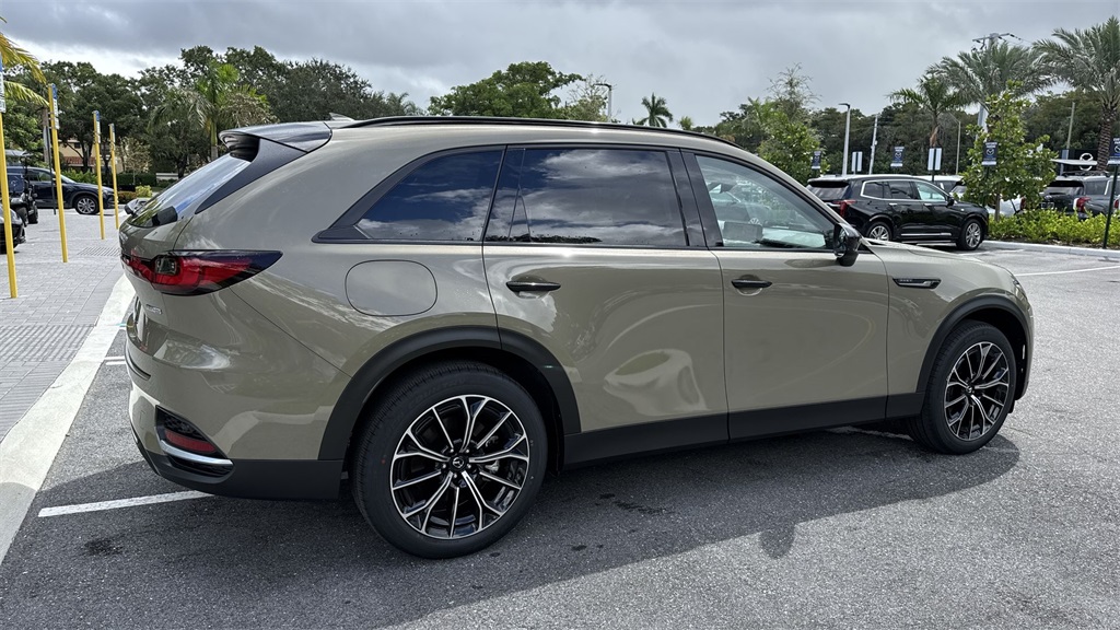 2025 Mazda CX-70 Plug-in Hybrid Premium photo 4