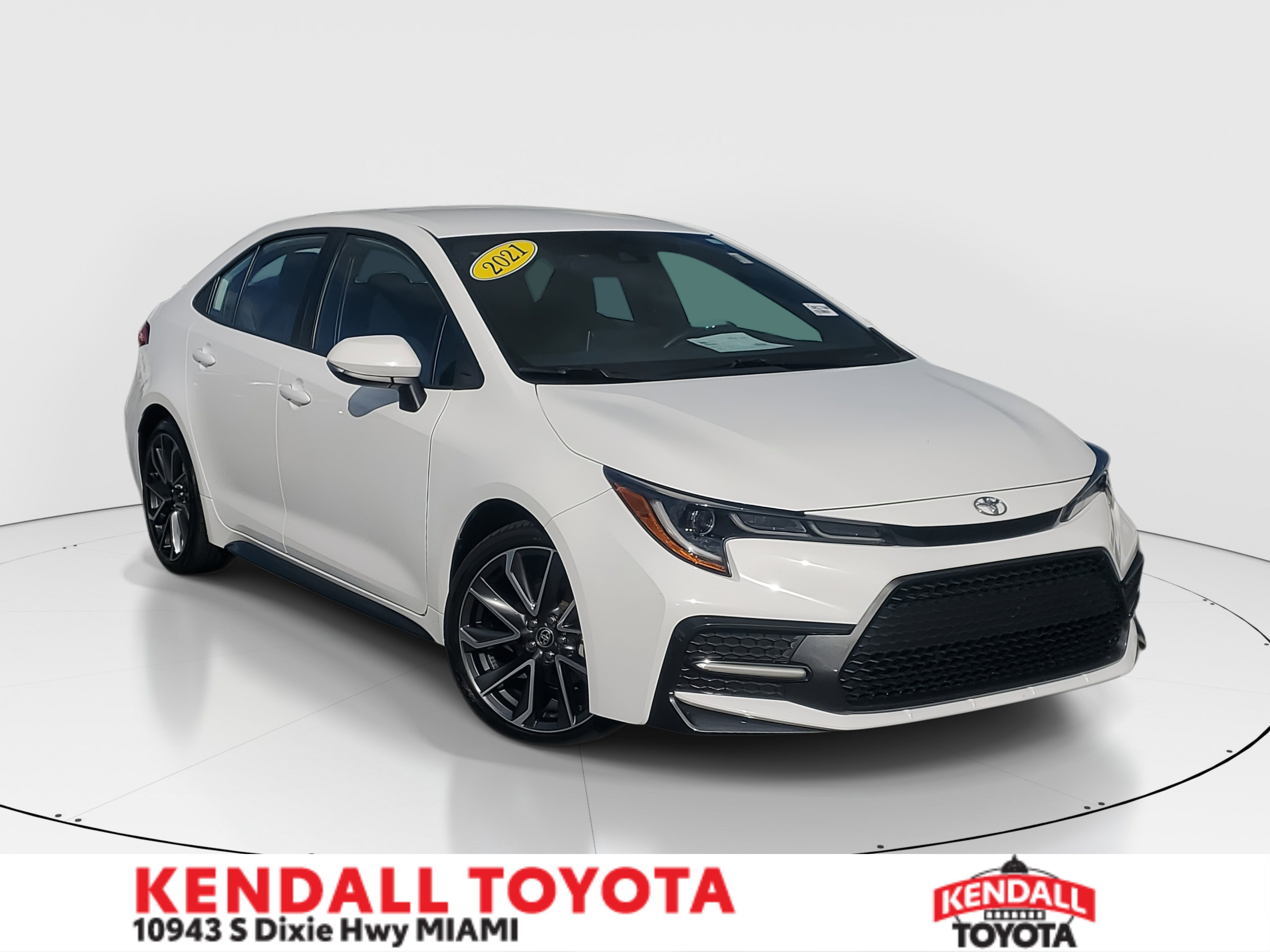 2021 Toyota Corolla SE's photo
