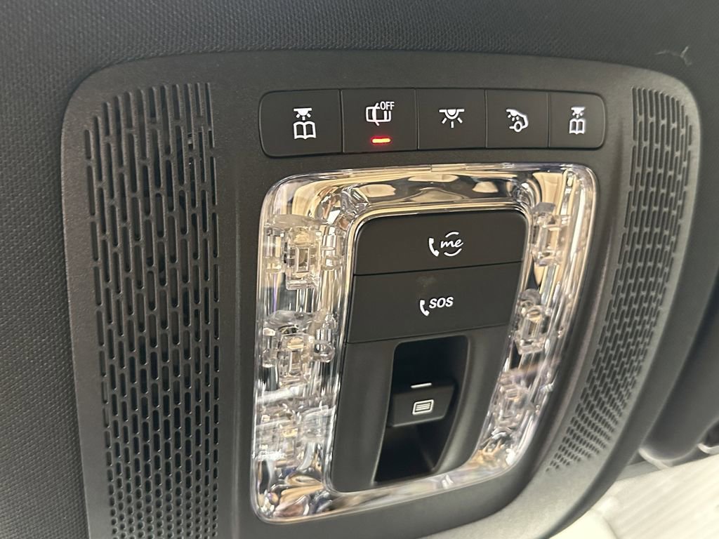 2026 Mercedes Benz GLS 450 4MATIC photo 34