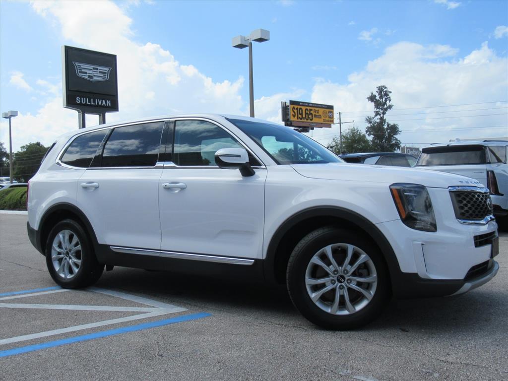 2021 Kia Telluride LX photo 2