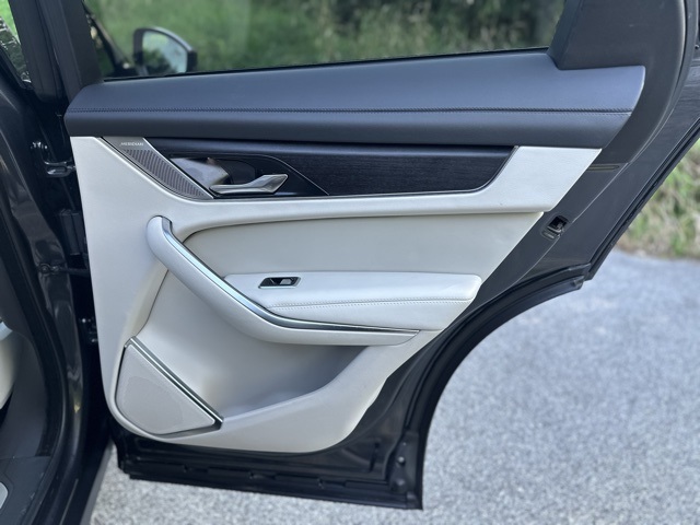 2022 Jaguar F-PACE P250 S photo 20
