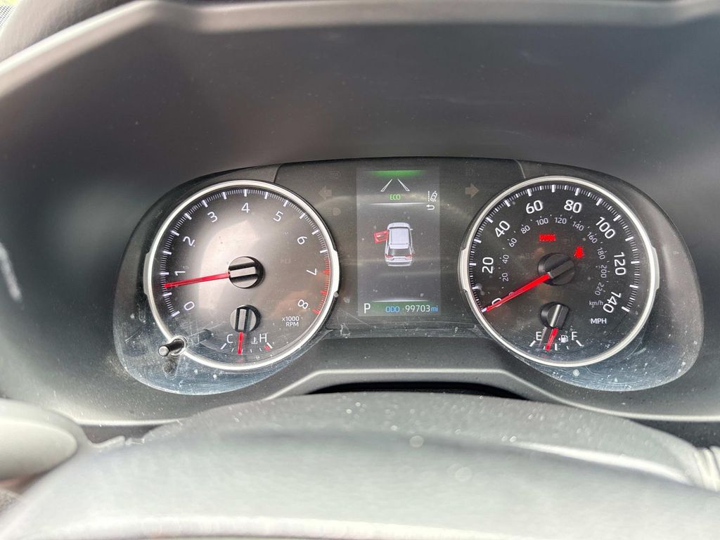 2022 Toyota RAV4 LE photo 30