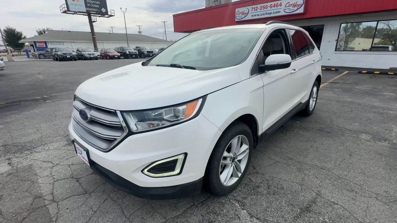 2015 Ford Edge SEL photo 4