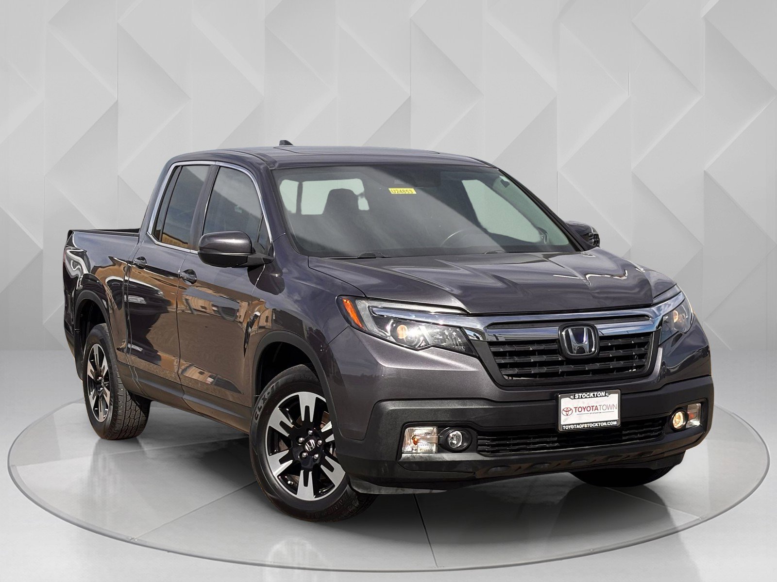 2020 Honda Ridgeline RTL photo 4