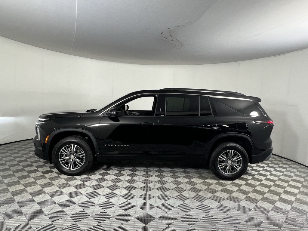 2025 Chevrolet Traverse 1LT photo 5