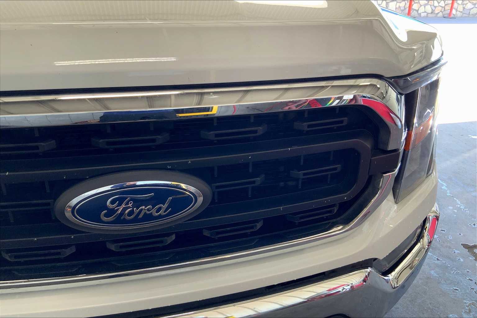 2023 Ford F-150 XLT photo 26