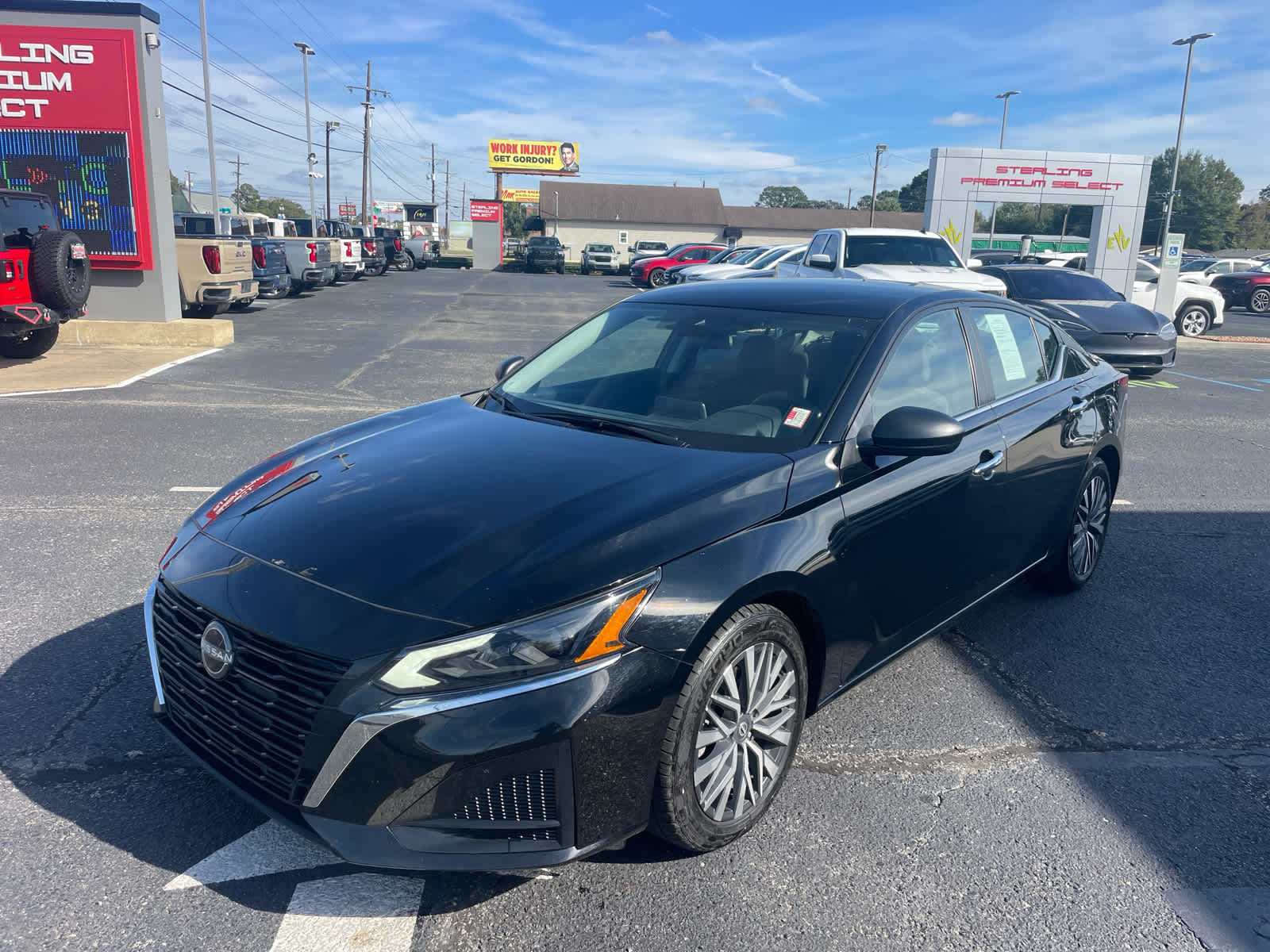 2024 Nissan Altima 2.5 SV photo 4