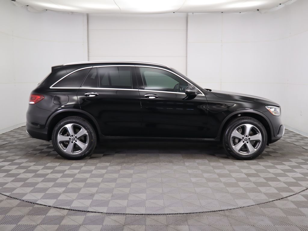 2022 Mercedes Benz GLC 300 4MATIC photo 4