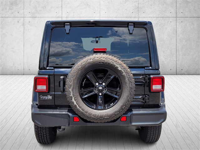 2021 Jeep Wrangler Unlimited Sahara Altitude photo 6