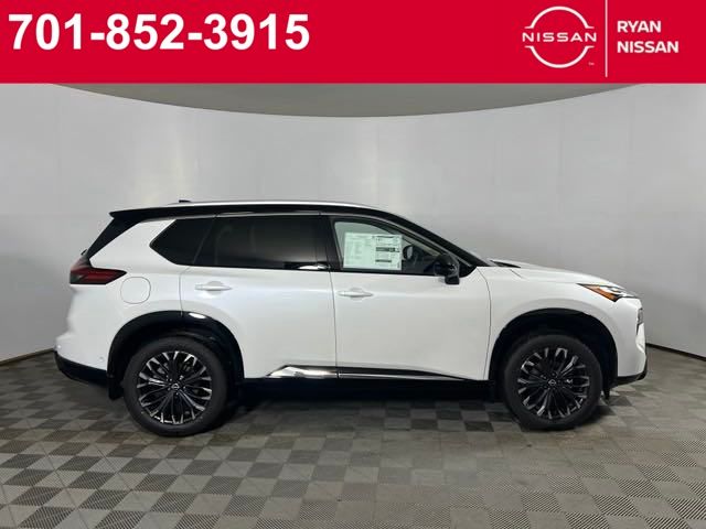 2025 Nissan Rogue Platinum photo 3