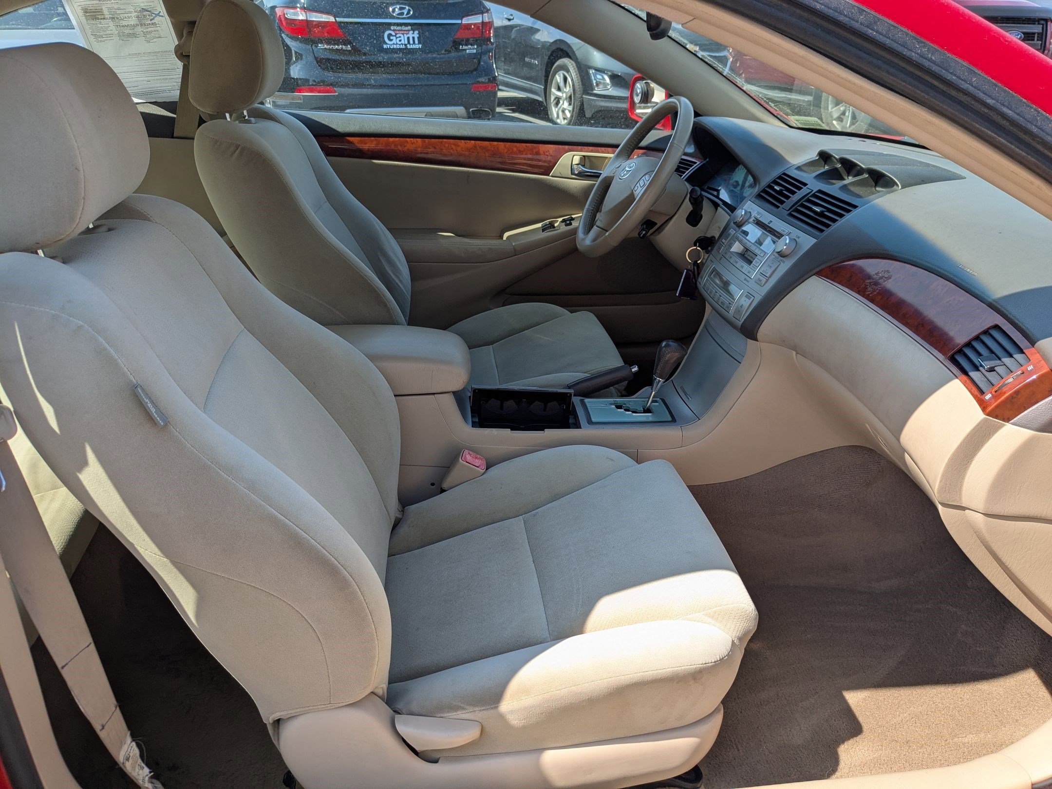 2006 Toyota Camry Solara SLE photo 24