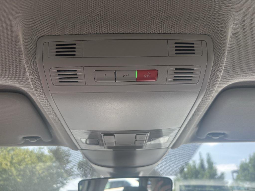 2025 Volkswagen Taos S photo 18