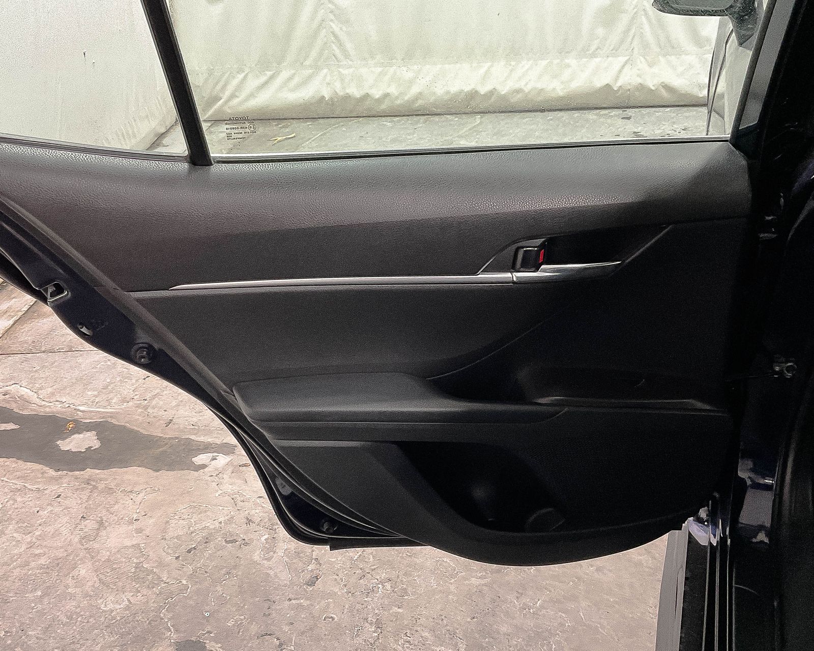 2022 Toyota Camry SE photo 21