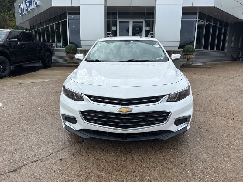Used 2018 Chevrolet Malibu 1LT with VIN 1G1ZD5ST6JF196002 for sale in Beaver Falls, PA