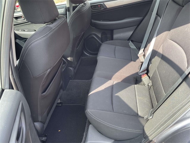 2015 Subaru Legacy 2.5i photo 12