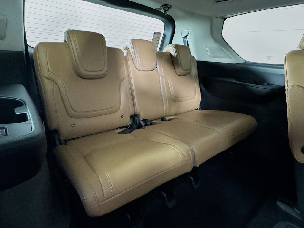 2025 Infiniti QX80 Luxe photo 28