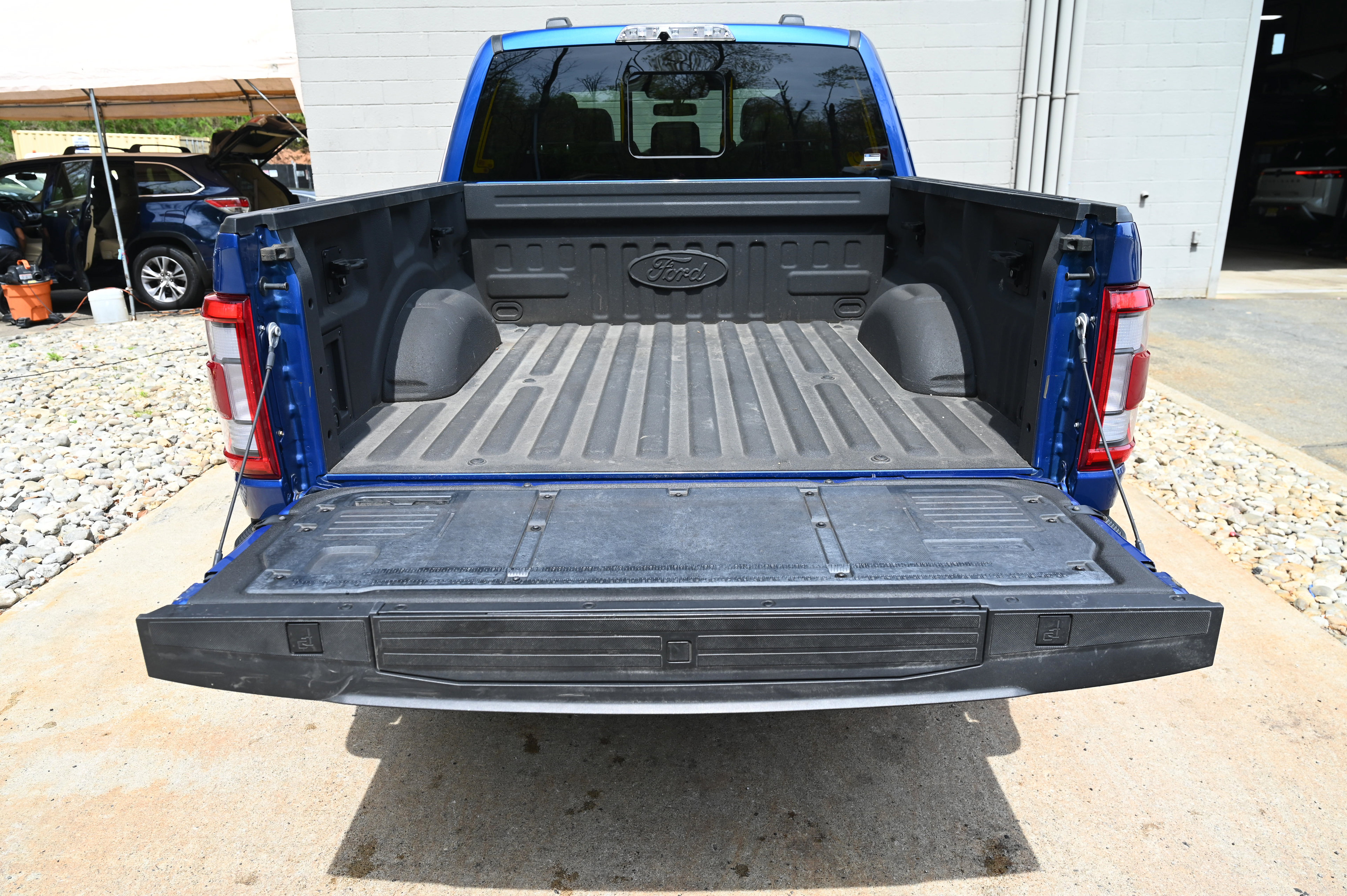 2022 Ford F-150 Raptor photo 48