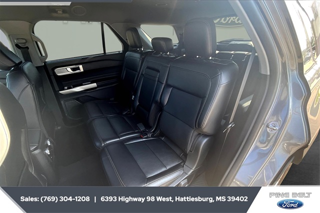 2023 Ford Explorer Limited photo 19
