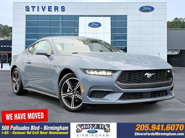 2025 Ford Mustang EcoBoost's photo