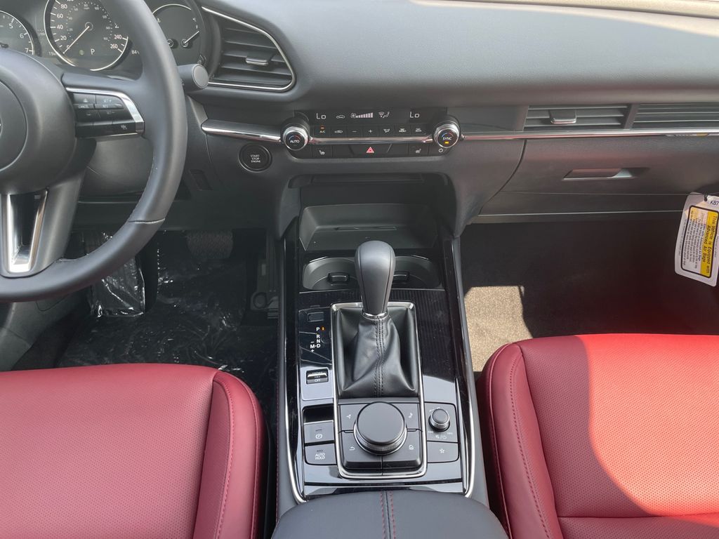 2025 Mazda CX-30 2.5 S Carbon photo 12