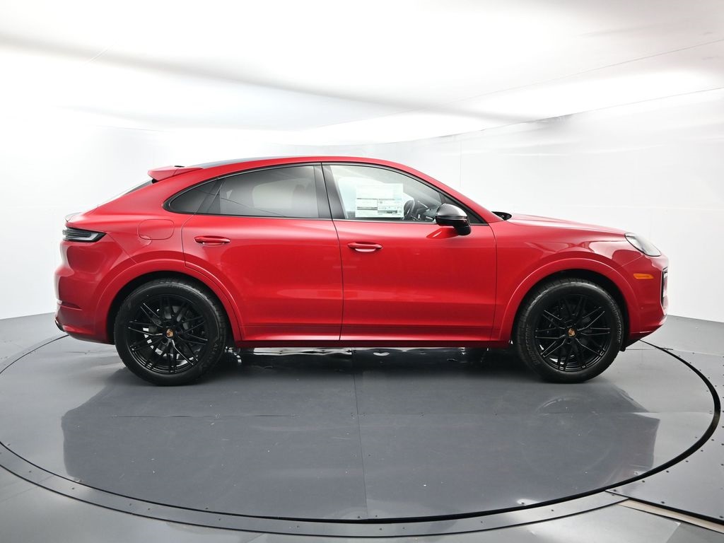 2026 Porsche Cayenne Coupe photo 14