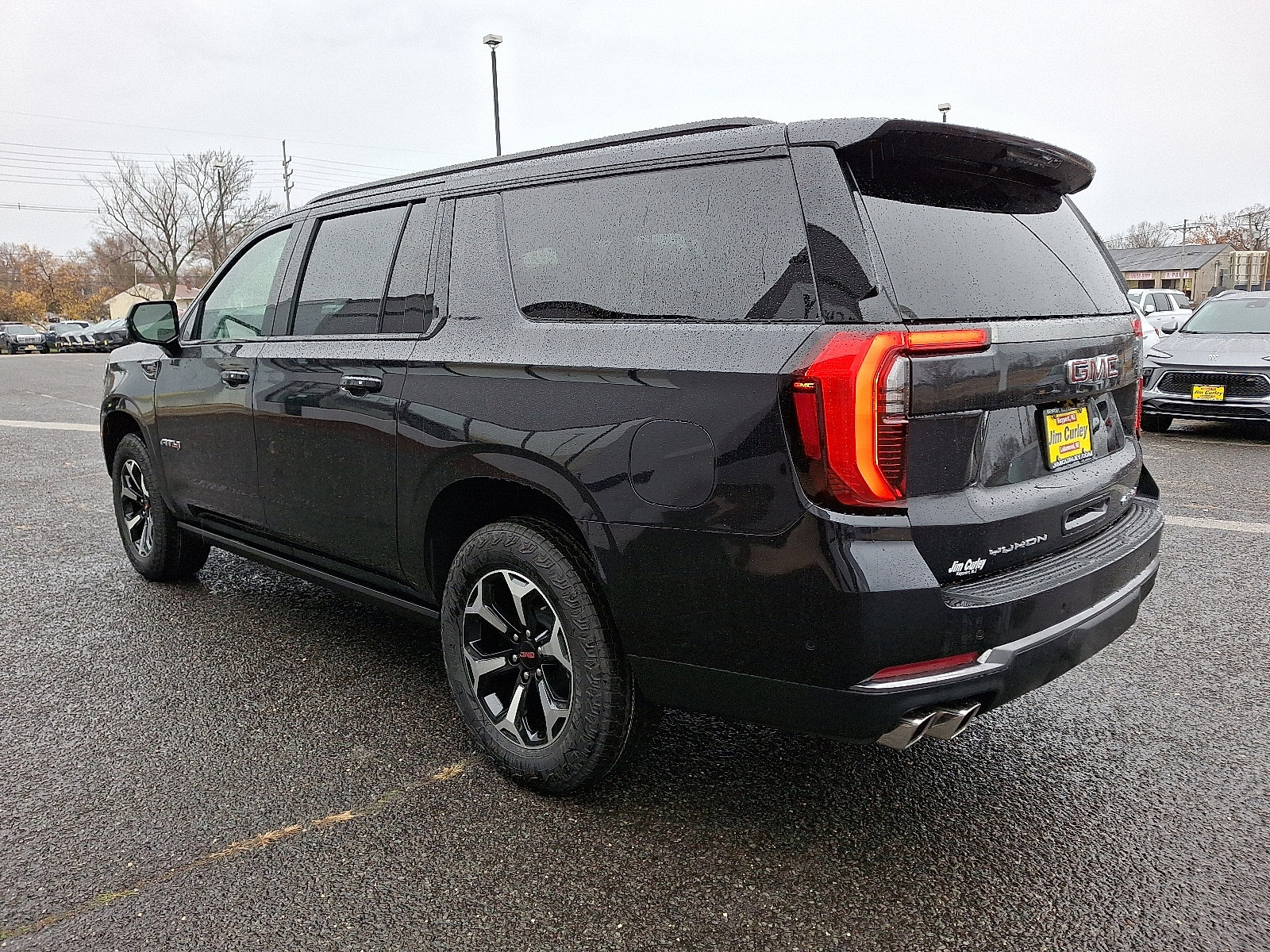 2026 Gmc Yukon XL AT4 photo 3