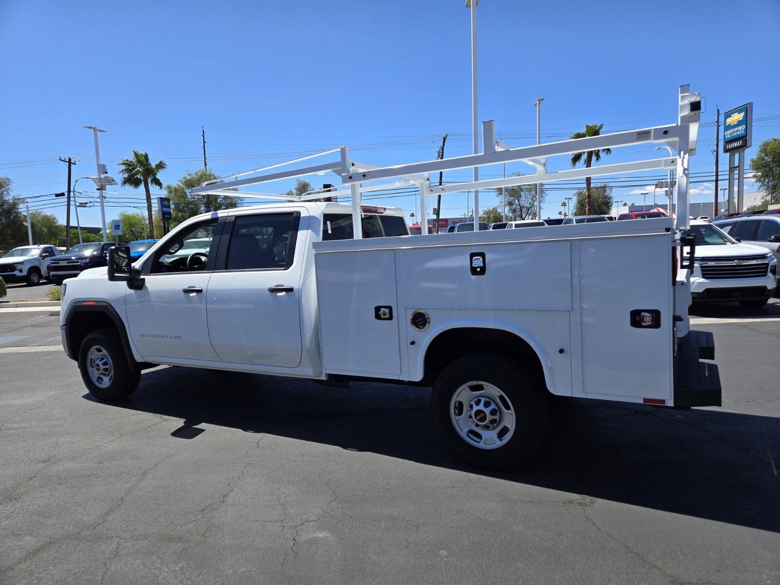 2024 Gmc Sierra 2500 HD Pro photo 4
